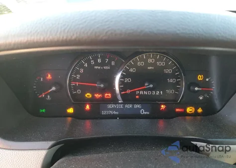 2008 Cadillac Dts z USA, uszkodzony, nr VIN 1G6KD57Y28U205459